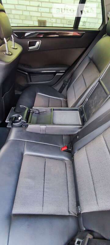 Универсал Mercedes-Benz E-Class 2011 в Луцке фото 10 Универсал Mercedes-Benz E-Class 2011 в Луцке