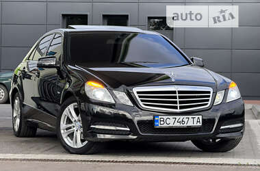 Седан Mercedes-Benz E-Class 2011 в Трускавце