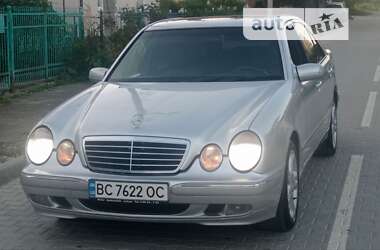 Седан Mercedes-Benz E-Class 2000 в Дрогобичі