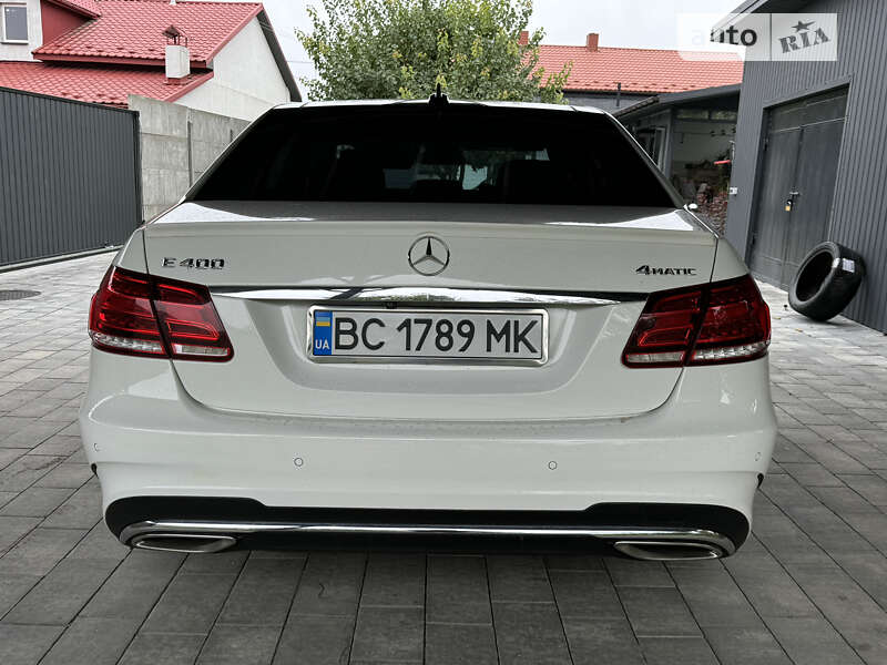 Седан Mercedes-Benz E-Class 2015 в Сокале