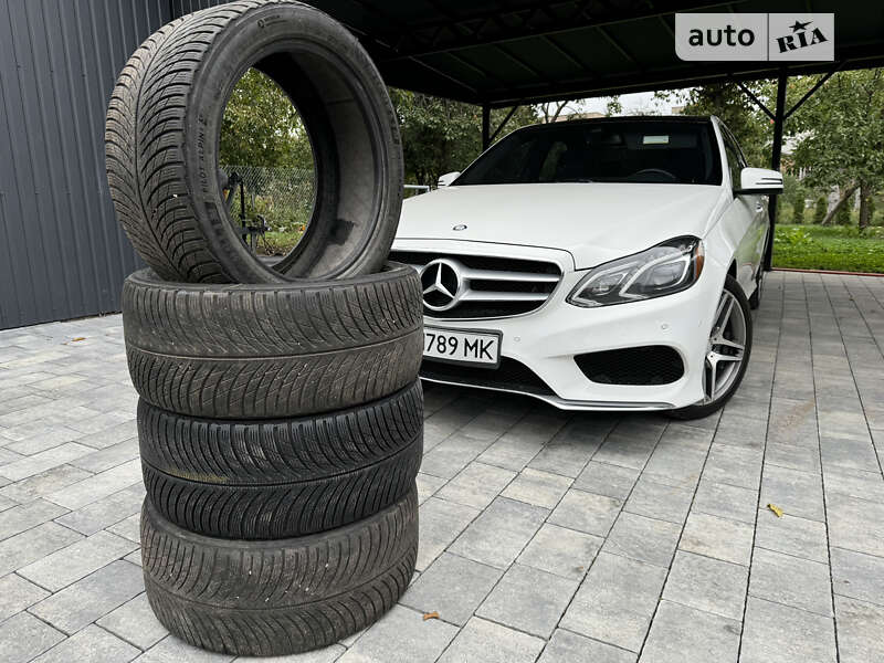 Седан Mercedes-Benz E-Class 2015 в Сокале