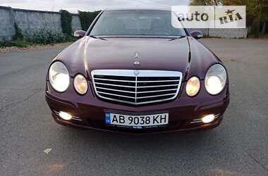 Седан Mercedes-Benz E-Class 2006 в Киеве