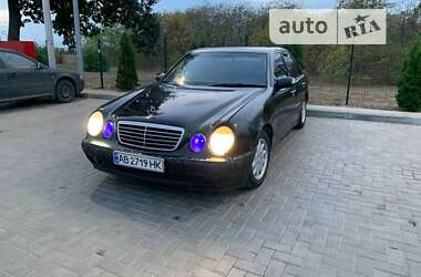 Седан Mercedes-Benz E-Class 2001 в Кропивницком