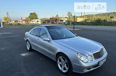 Седан Mercedes-Benz E-Class 2004 в Виноградові