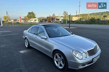 Седан Mercedes-Benz E-Class 2004 в 