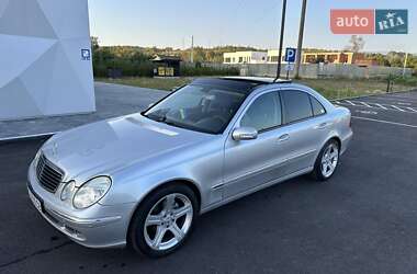 Седан Mercedes-Benz E-Class 2004 в 
