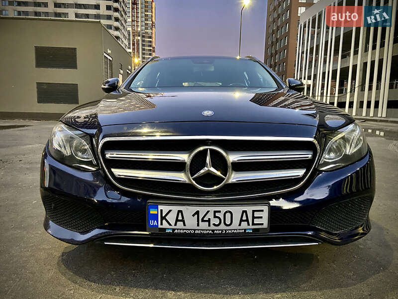 Универсал Mercedes-Benz E-Class 2016 в Киеве