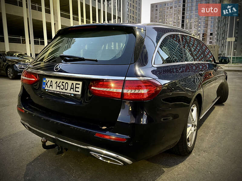 Универсал Mercedes-Benz E-Class 2016 в Киеве