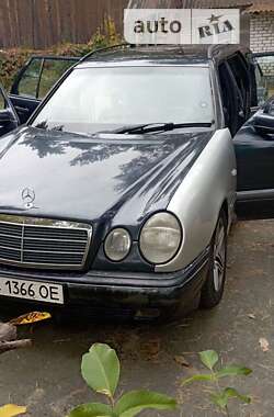 Універсал Mercedes-Benz E-Class 1998 в Коломиї