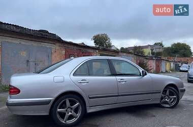 Седан Mercedes-Benz E-Class 2002 в Вінниці