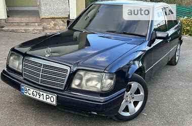 Седан Mercedes-Benz E-Class 1995 в Бродах