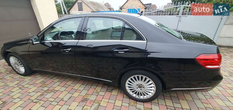 Седан Mercedes-Benz E-Class 2013 в Києві