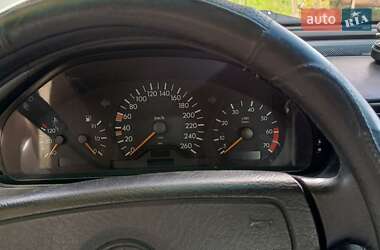 Седан Mercedes-Benz E-Class 1997 в 