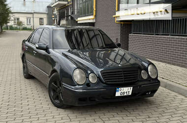 Седан Mercedes-Benz E-Class 2000 в Жовкве