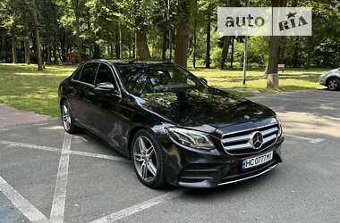 Седан Mercedes-Benz E-Class 2017 в Львове