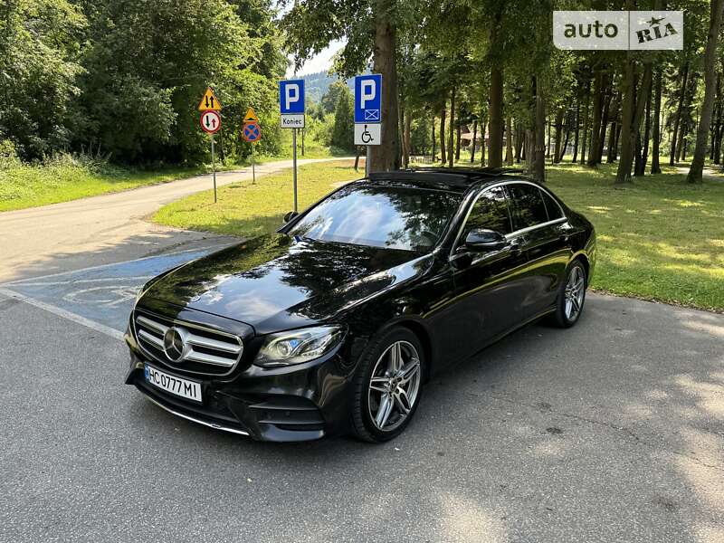 Седан Mercedes-Benz E-Class 2017 в Львове