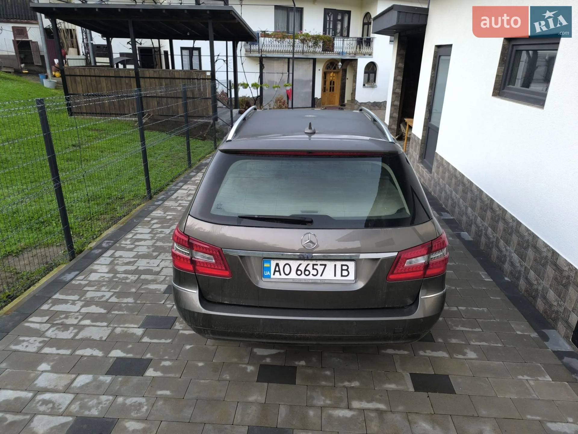 2012 Mercedes-Benz E-klasse - мініатюра 36