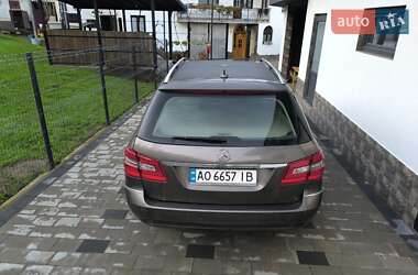 Универсал Mercedes-Benz E-Class 2012 в 