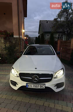 Седан Mercedes-Benz E-Class 2017 в 