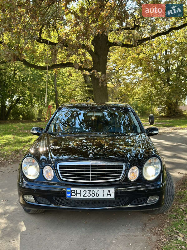Седан Mercedes-Benz E-Class 2003 в Тернополі