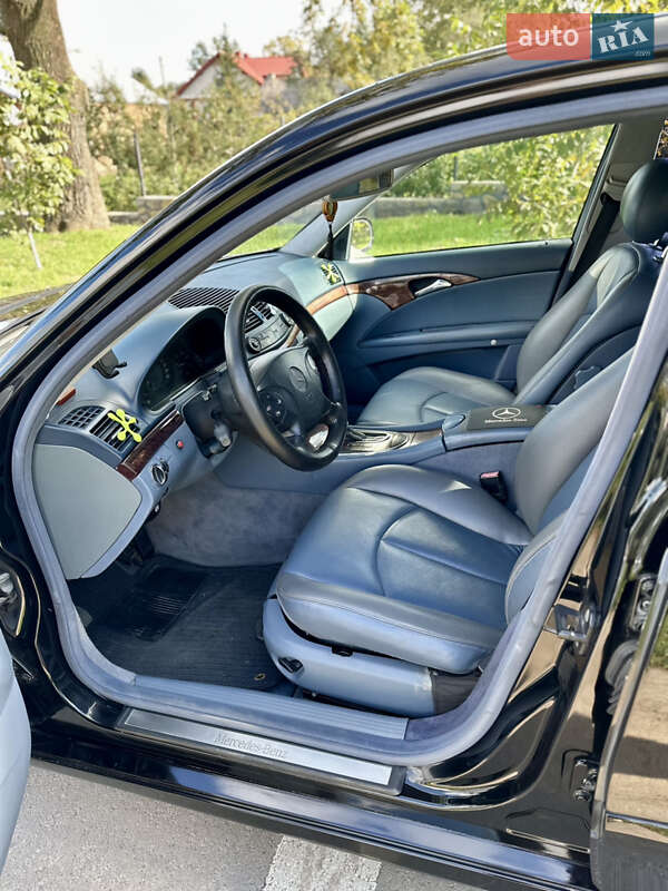 Седан Mercedes-Benz E-Class 2003 в Тернополі