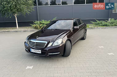 Седан Mercedes-Benz E-Class 2010 в 