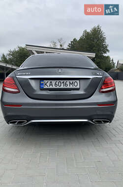 Седан Mercedes-Benz E-Class 2017 в 