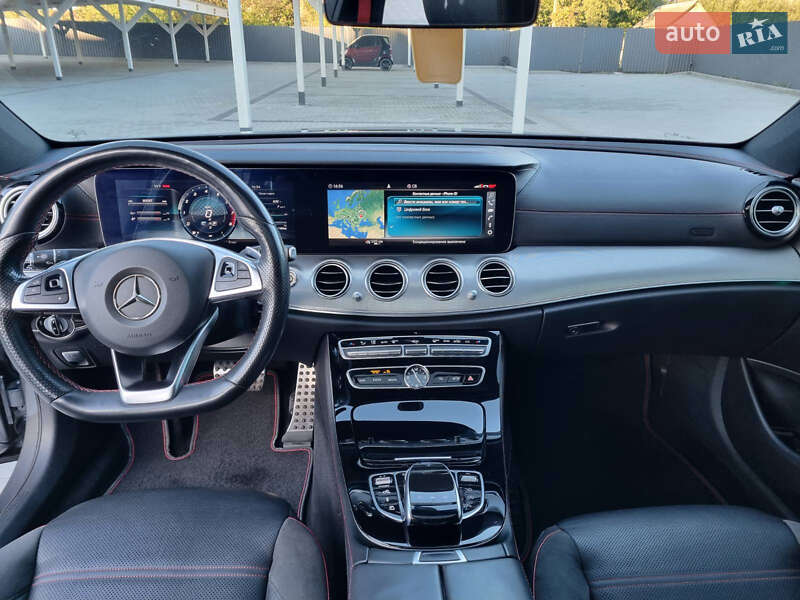Седан Mercedes-Benz E-Class 2017 в Києві
