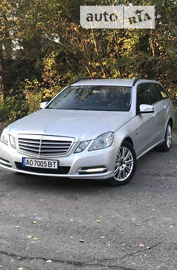 Универсал Mercedes-Benz E-Class 2012 в Ужгороде