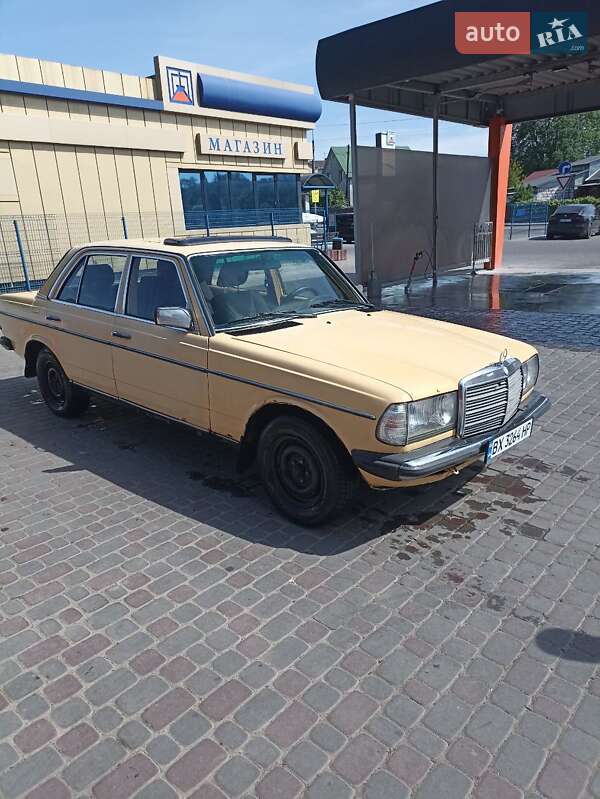 Седан Mercedes-Benz E-Class 1978 в Хмельницькому
