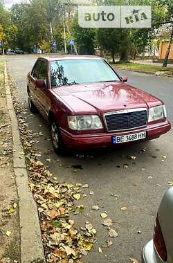 Седан Mercedes-Benz E-Class 1994 в Миколаєві