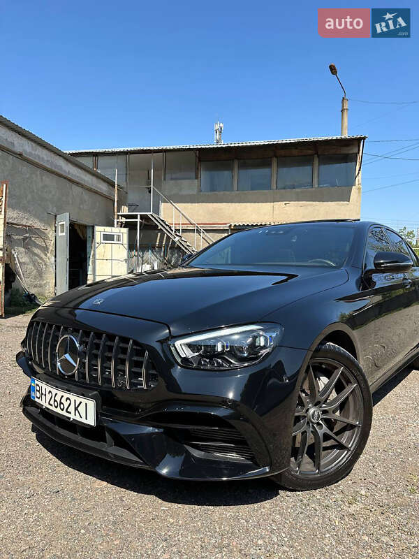 Седан Mercedes-Benz E-Class 2018 в Подольске