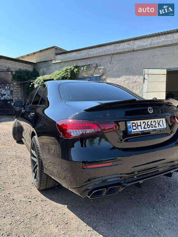 Седан Mercedes-Benz E-Class 2018 в Подольске