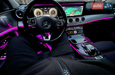 Седан Mercedes-Benz E-Class 2016 в 
