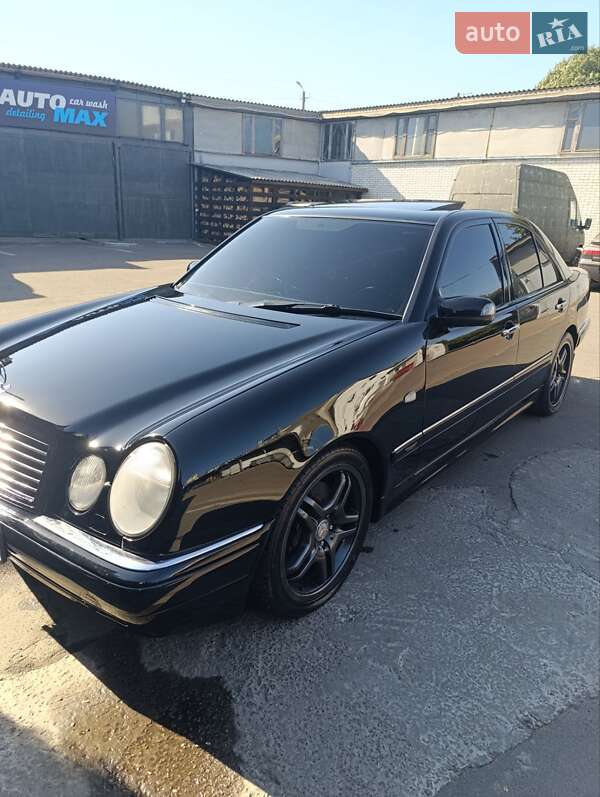Седан Mercedes-Benz E-Class 1996 в Конотопе