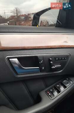 Седан Mercedes-Benz E-Class 2012 в 