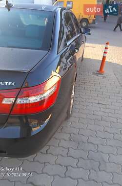 Седан Mercedes-Benz E-Class 2012 в 