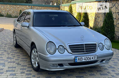 Седан Mercedes-Benz E-Class 2001 в Могилів-Подільському