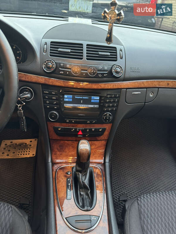 Седан Mercedes-Benz E-Class 2004 в Чугуеве фото 27 Седан Mercedes-Benz E-Class 2004 в Чугуеве
