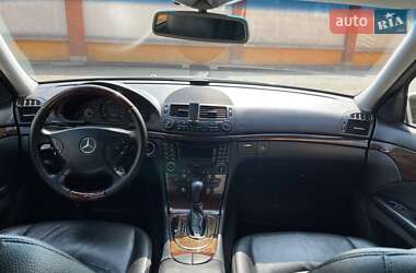 Седан Mercedes-Benz E-Class 2005 в Коломые