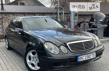 Седан Mercedes-Benz E-Class 2004 в Львові