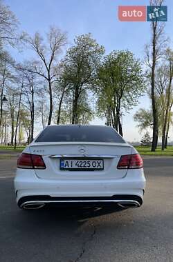 Седан Mercedes-Benz E-Class 2015 в 