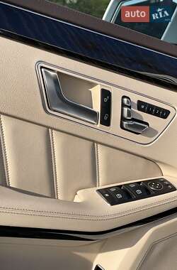 Седан Mercedes-Benz E-Class 2015 в 