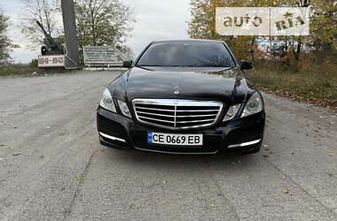 Седан Mercedes-Benz E-Class 2011 в Кельменцях