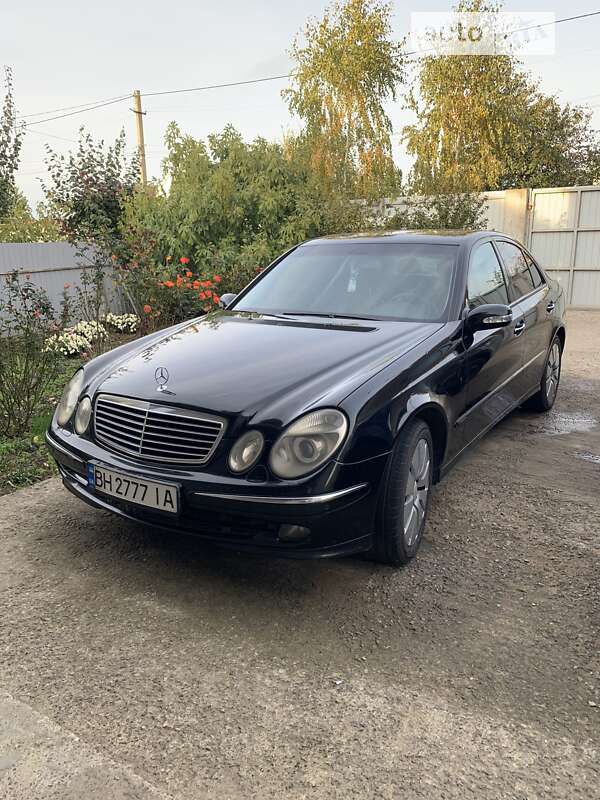 Седан Mercedes-Benz E-Class 2002 в Одессе