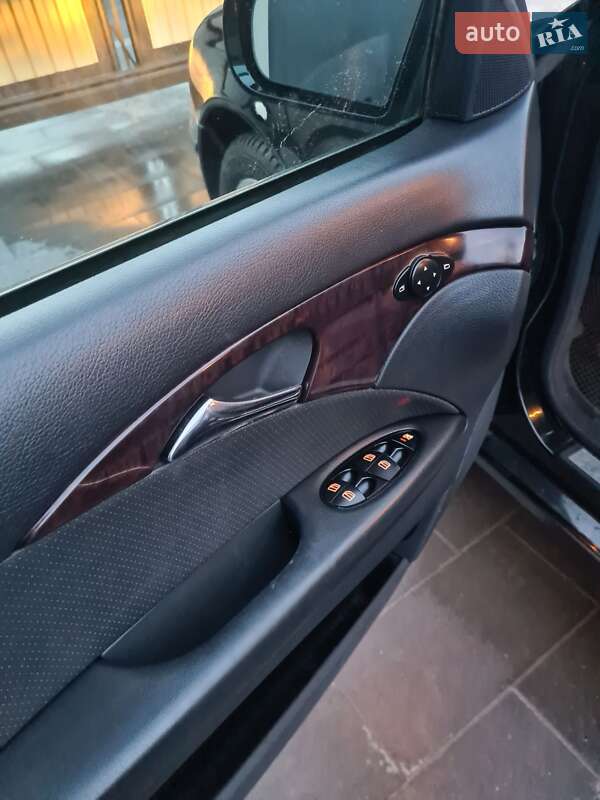 Седан Mercedes-Benz E-Class 2006 в Ковелі