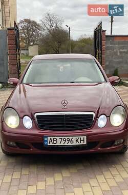 Седан Mercedes-Benz E-Class 2003 в Житомире