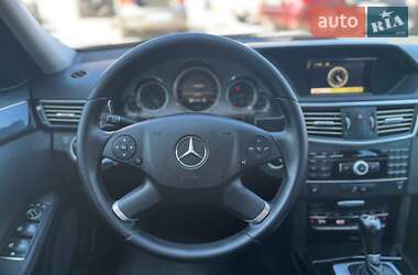 Седан Mercedes-Benz E-Class 2010 в Коломые