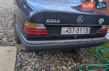 Седан Mercedes-Benz E-Class 1993 в Ивано-Франковске