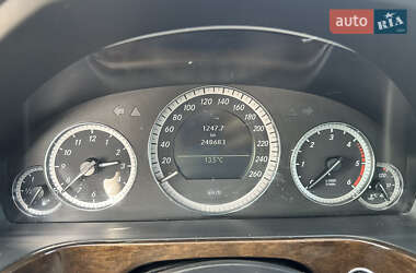 Седан Mercedes-Benz E-Class 2010 в 